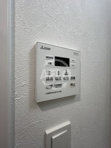 アドバンス大阪ビヤンの洗面所|アドバンス大阪ビヤン　浴室乾燥機