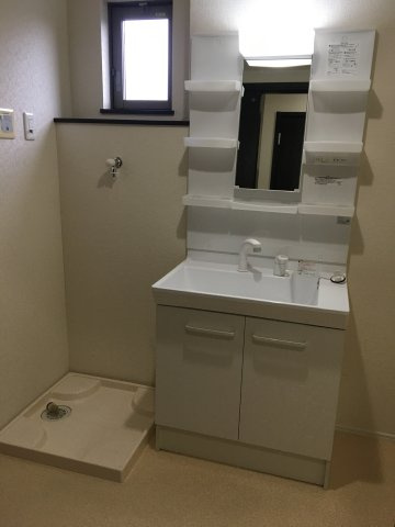 ディアコートEの独立洗面台