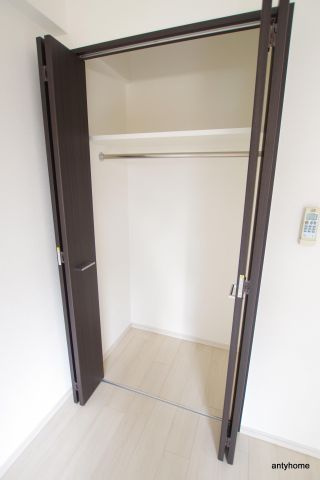 カスタリア新梅田　仲介手数料無料の収納