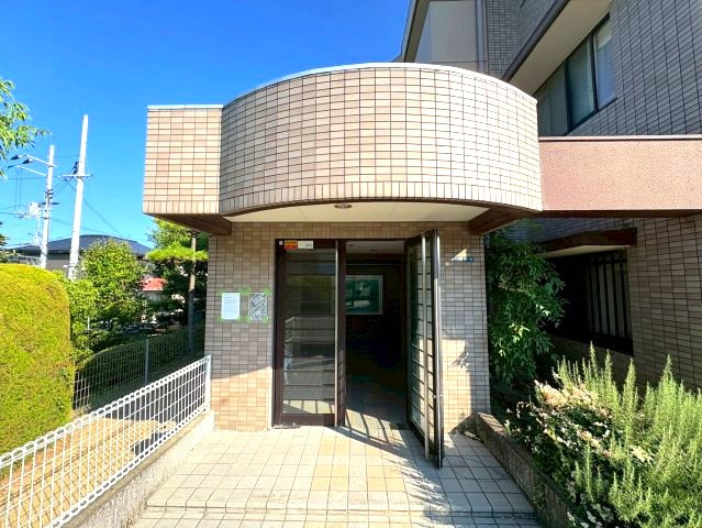 リビオ金剛のエントランス