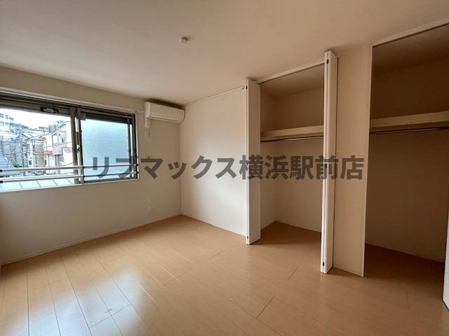【寝室】ドルチェ伊勢町