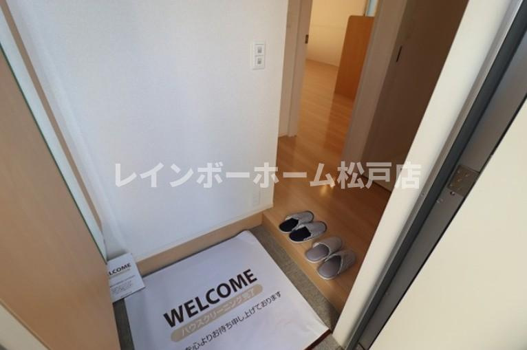 仲介手数料（賃料の1.10ヵ月）の50％OFF対象物件！の玄関|ゆったりとした玄関です