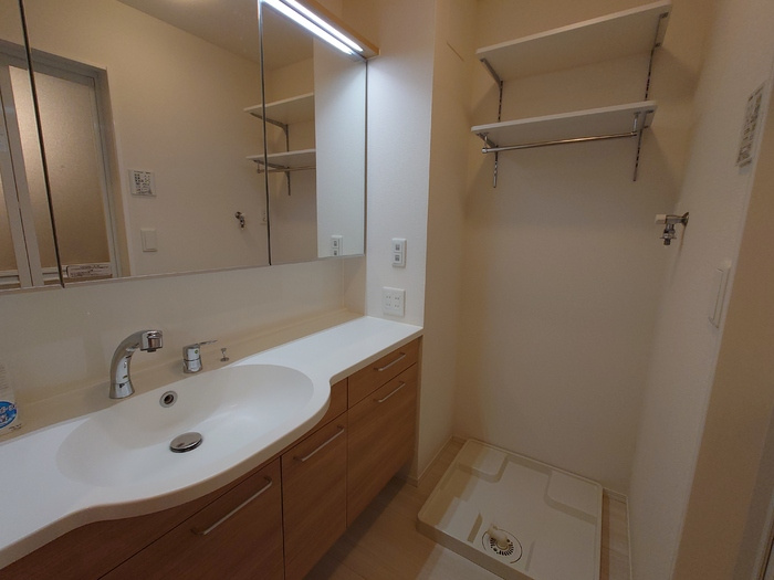 プリムラの洗面所|反転同タイプ・現況優先