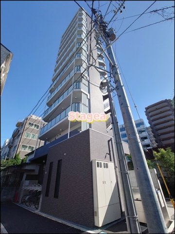 ロイヤルパーク高鼻の外観