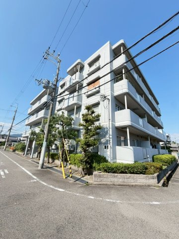 レジデンス中島の外観