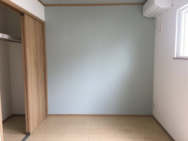 リアンの洋室