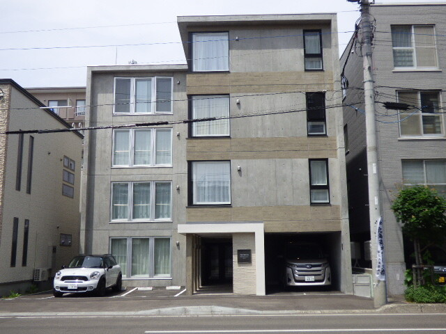 札幌市中央区南十六条西１０丁目の賃貸マンション