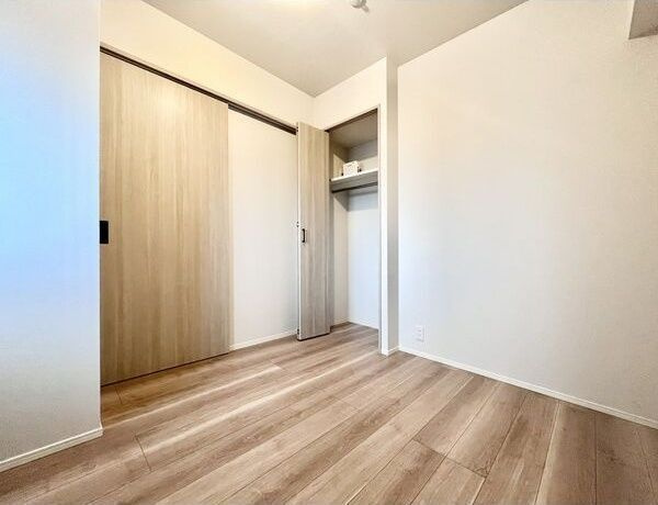 S-RESIDENCE大曽根bresaの設備|ウォークインクローゼット♪