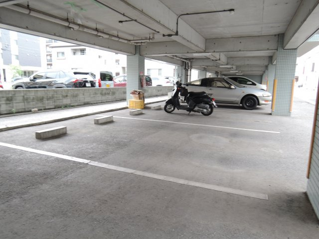 【駐車場】 | メゾンアルシュ
