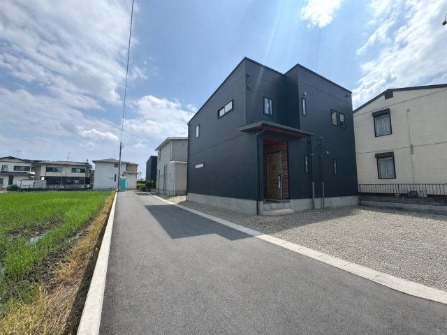 新築戸建　瑞穂市中原　全3区画分譲の前面道路含む現地写真|「現地（2026年6月26日）撮影」　
■前面道路　
■ヤマダ不動産　株式会社リライフ