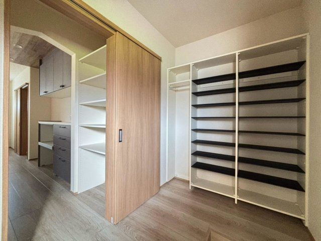 【商談中】新築戸建　瑞穂市中原　全3区画分譲の収納|シューズインクローゼット・パントリー
