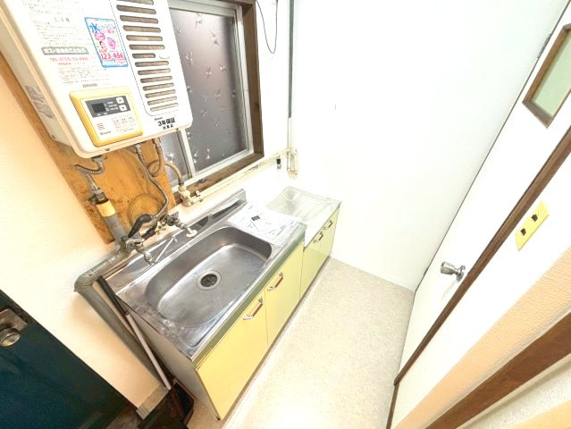 本松葉ビルのキッチン