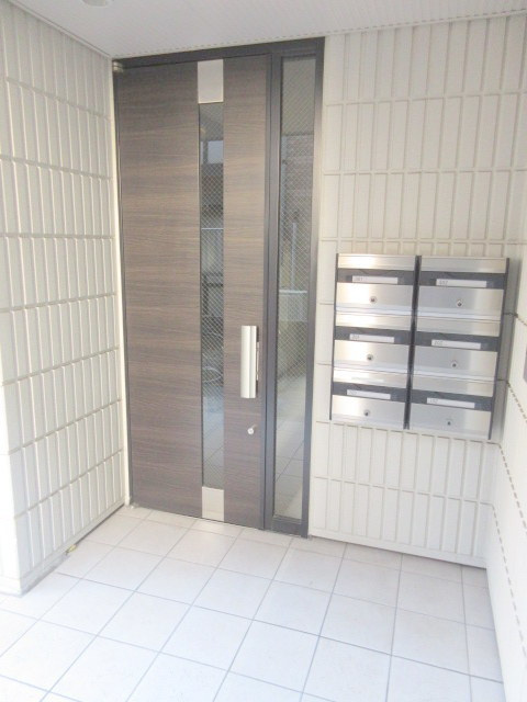 Ｍａｉｓｏｎ　ｄｅ　Ｂｌａｎｃ　１のエントランス|★オートロック付きエントランス★