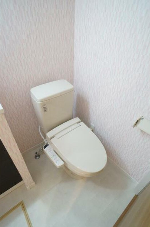 川崎市高津区下作延４丁目のアパートのトイレ