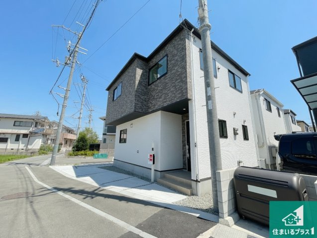 伊丹市南野　第2期　新築一戸建ての外観|安心の10年保証！外観を美しく保ち、雨水で汚れを落とします！気になることがありましたら、お気軽にお問い合わせください！