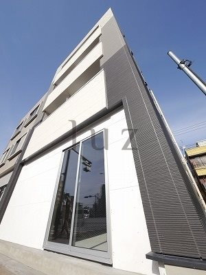 イーストサイド反町