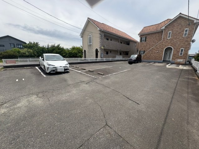 パレロワイヤルの駐車場