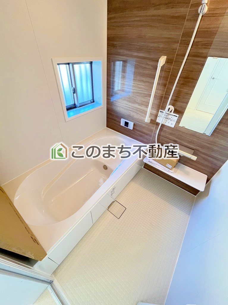 ハートフルタウン宇都宮市八千代2丁目1117番の浴室|同社施工物件の写真です。※建具やフローリング、その他仕様が異なる場合がございます。