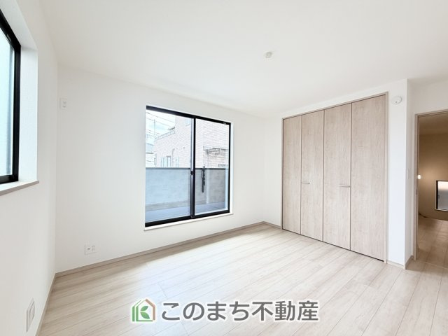 ハートフルタウン宇都宮市八千代2丁目1117番の洋室|南向きで陽当たりの良い洋室♪風通しもよく快適です☆