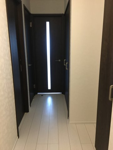 ディアコート紫波の玄関
