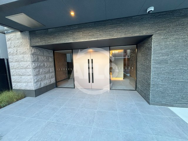 S-RESIDENCE大阪上本町のエントランス|S-RESIDENCE大阪上本町　エントランス