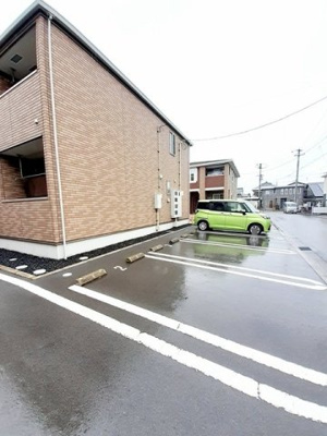 【駐車場】 | カーサ　コルディアーレ　Ａ