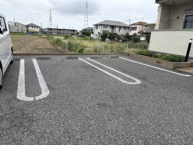 フリーデ・Ｋの駐車場