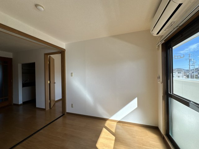 シャルマン今宿の寝室