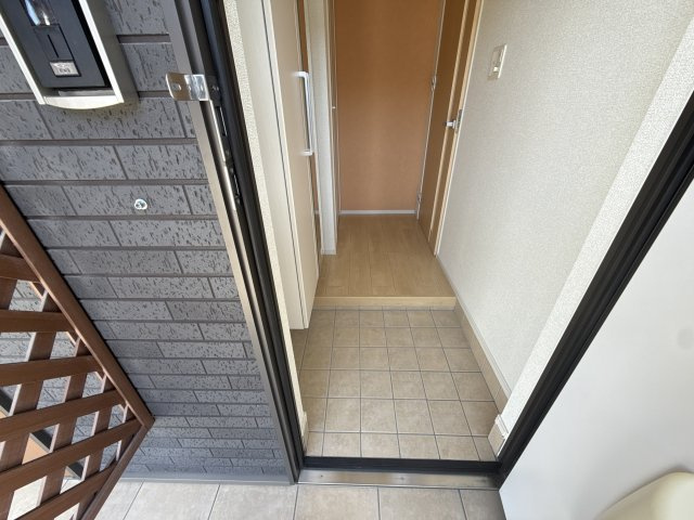 エアリーⅡの玄関