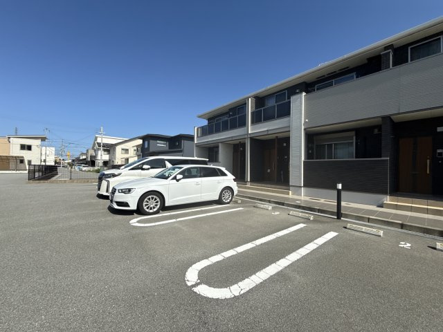 エアリーⅡの駐車場