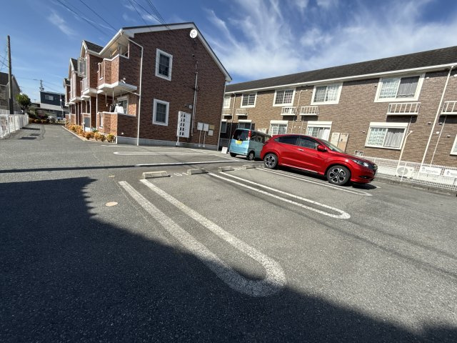 サンビエントの駐車場