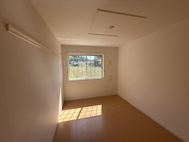 シン．シン．ハウスＣの洋室