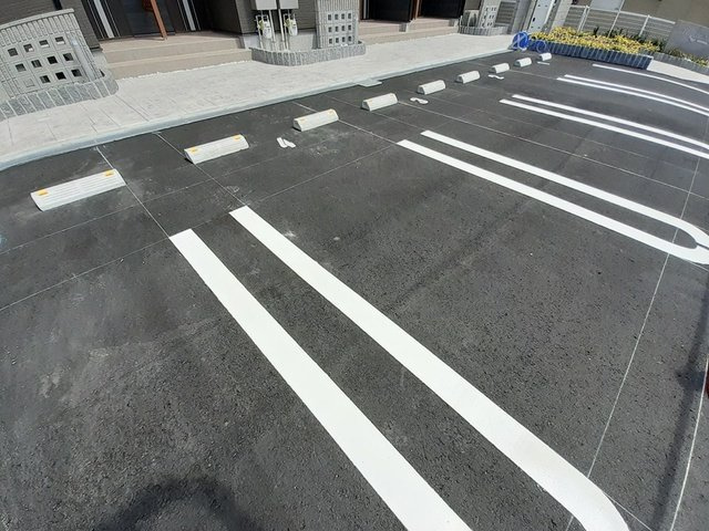 フレーシュＭの駐車場