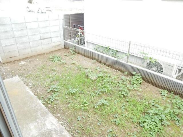石井ハイツの庭