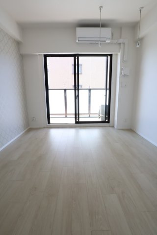 大阪市鶴見区放出東３丁目の賃貸マンションの居間・リビング