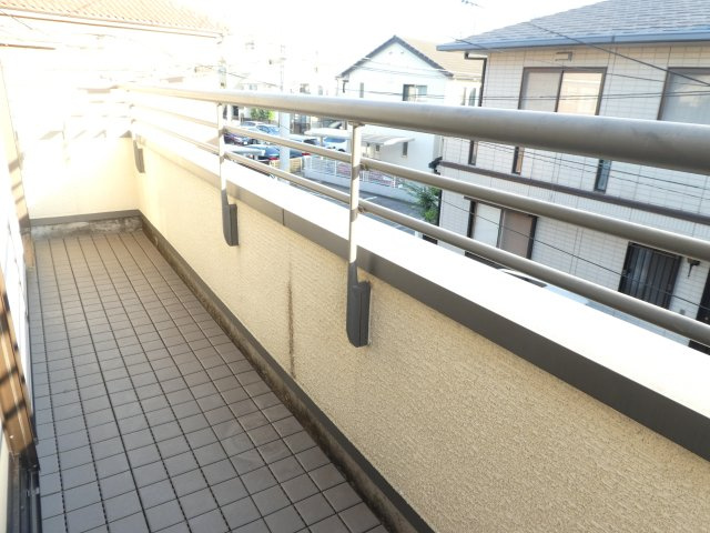 伊孑志2丁目貸家のバルコニー