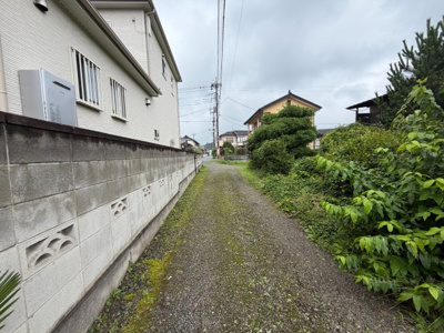 【前面道路含む現地写真】 | 高崎市八幡町　囲繞地　4DK