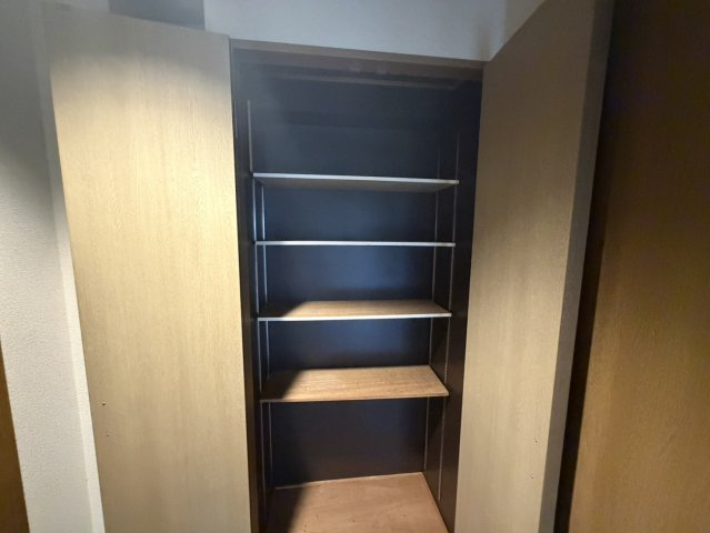 秀明館の収納