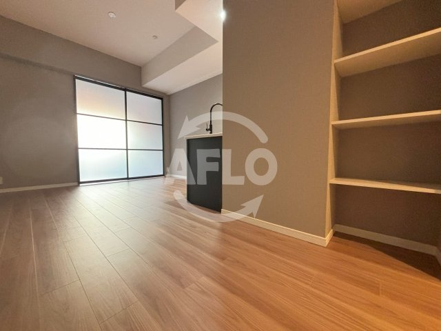 S-RESIDENCE大阪上本町の居間・リビング