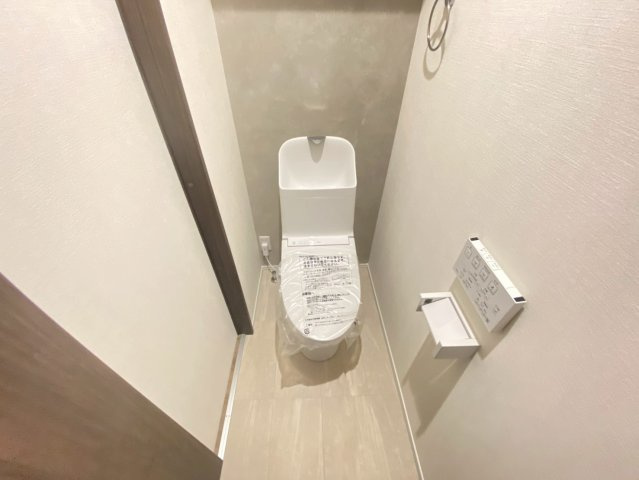 高槻市松原戸建てのトイレ