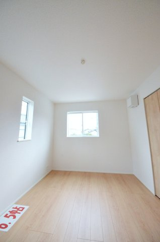 深江二丁目の洋室|全居室収納スペース有、お部屋が広く綺麗に使えます