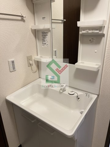 ベルコリーヌの独立洗面台