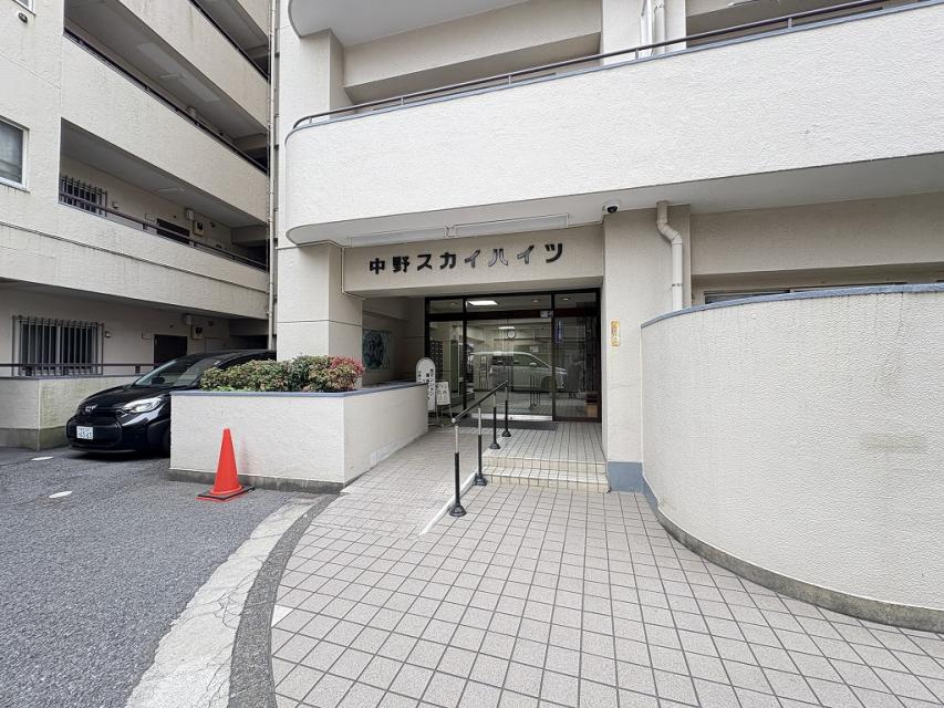 中野スカイハイツの外観|複数路線利用可能な中野駅徒歩１０分の中野スカイハイツは即日現地案内可能となっておりますので、お気軽にお問い合わせください！