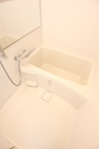 大阪市旭区赤川３丁目の賃貸マンションの浴室