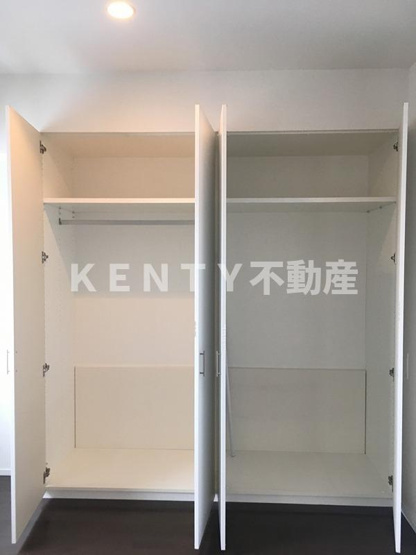 【収納】 | 品川イースト | たっぷりとした収納スペースです
