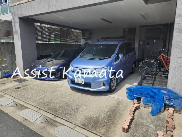 ウイン大森マリノの駐車場
