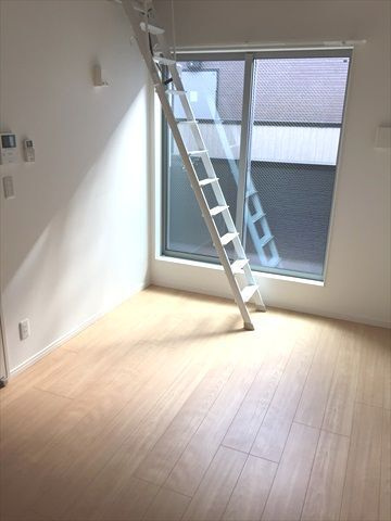B・FLATS(ビーフラッツ)の居間・リビング