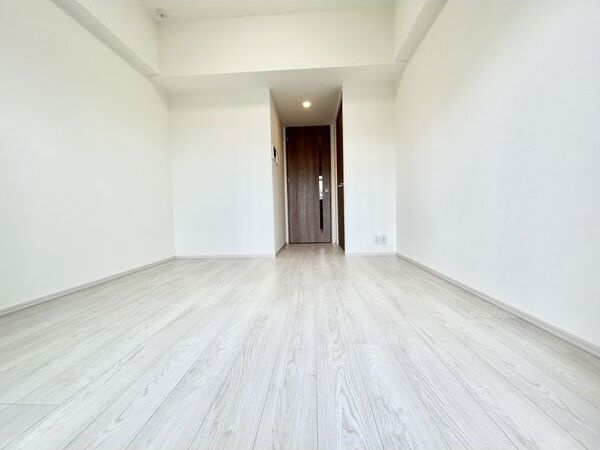 S-RESIDENCE志賀本通dearly(ディアリー)の居間・リビング