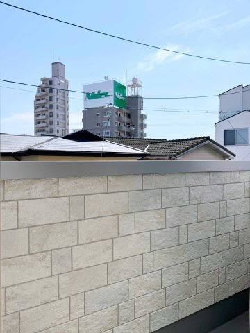 ラクロアのバルコニー