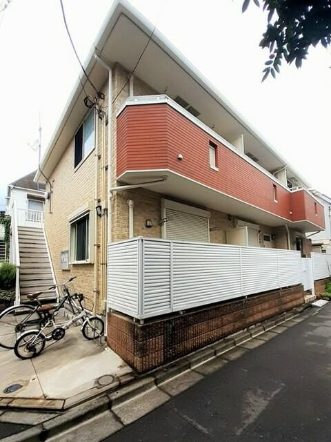 ナディエージダの外観